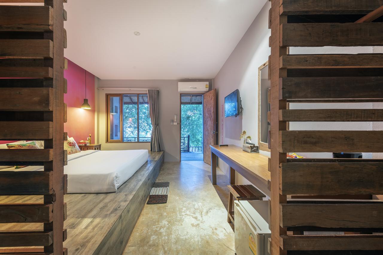 Bar And Bed Resort @ Samed Koh Samet Exterior photo